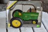 Ertl John Deere 4010 1/16 Sclae Model Tractor In Box
