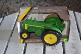 Ertl John Deere 820 1/16 Scale Model Tractor In Box