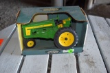 Ertl John Deere 720 1/16 Scale Model Tractor In Box