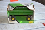 Ertl John Deere 1/16 Scale Flare Box, With Box