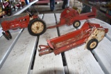 Tru Scale tractor, Baler, Manure Spreader, All In Played With Condition