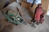 Bottle jack and scissor jack