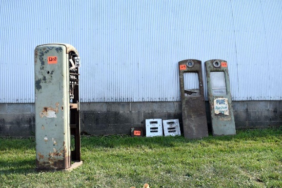 Vintage Diesel Pump, Bennett Brand
