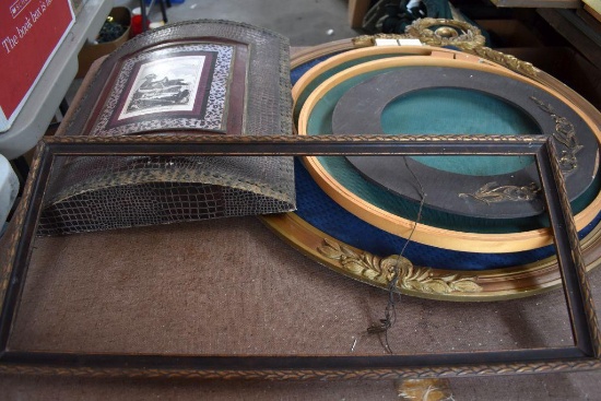 Box of frames