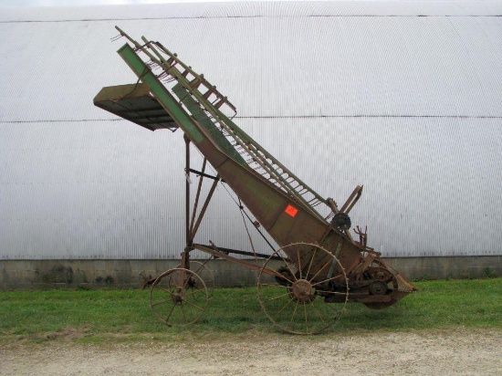 John Deere Hay Loader, Used Very Little