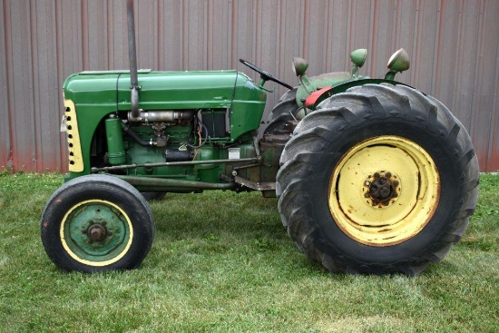 Oliver 55, Runs & Drives, Gas, WF, 3 Pt., 3.81 Hours Showing, 540 PTO, 14.9x26