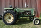 Oliver 1650, Gas, WF, Runs & Drives, 2 Hyd., 540 PTO, 3 Pt., Flat Top Fenders, 16.9x34 Tires, Rears