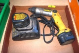 DeWalt Screwdriver Model DW920 with charger, 2 batteries - works