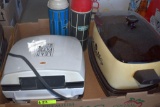 Box Including Small Roaster, Lean Mean Fat Grilling Machine, 2 Thermoses