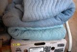 3 Quilted Moving Blankets
