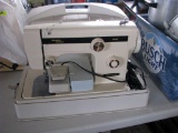 National Stretch Series 2000 Sewing Machine and Hard Case
