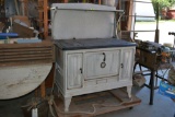 Antique Glow Maid Cast Iron Wood Stove With Enamel Plating