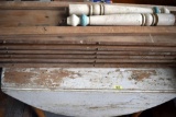 Vintage 6 Leaf Pull Out Table With Extra Legs