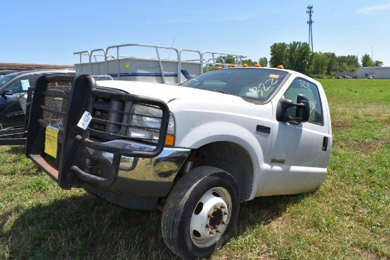 2004 Ford F450 Front Clip, Engine Issues, No Titly
