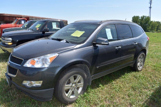 2010 Chevrolet Traverse, AWD, Automatic