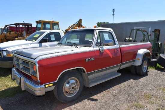 1990 Dodge D300 Pickup, 360 Engine, Automatic