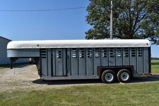1988 Kiefer 20'x6' Gooseneck Livestock Trailer