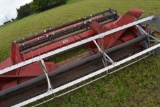 International 820 Bean Head, 16'