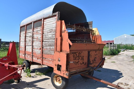 Load Master 7' x 14' Silage Box, Wooden Sides, With Running Gear