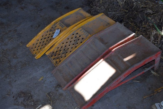 (2) Pair Metal Car Ramps