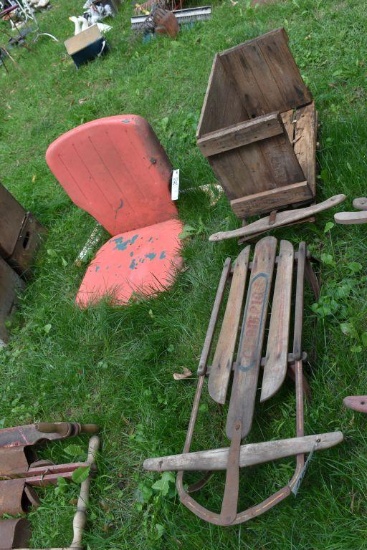 (2) runner sleds
