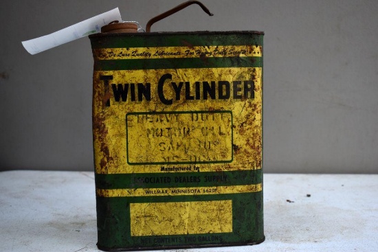John Deere Twin Cylinder Motor Oil Can, 2 Gallon