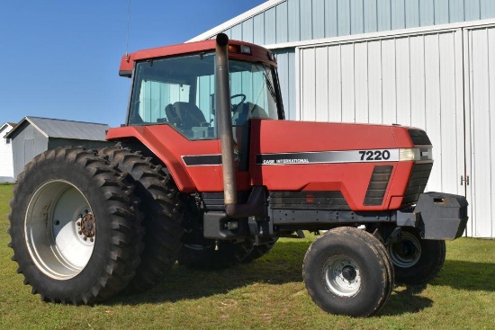 Case IH 7220 2WD Tractor, Weight Bracket with 10 Suitcase Weighs, 18.4x42 Tires with 10 Bolt Duals,