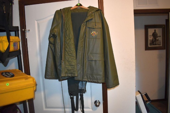 Sterns Rain Gear Sz M Jacket and Pants