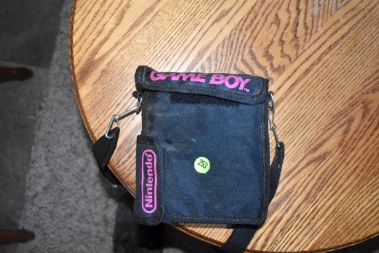 Nintendo Gameboy in Case with Games