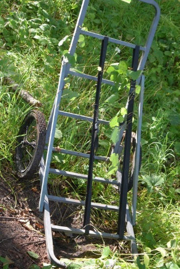 Folding Steel Deer Cart