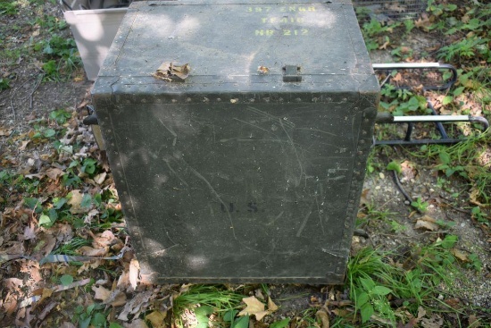 Flat Top Metal Trunk