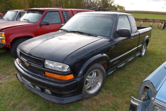 Chevy S-10 Extreme, 2WD, 4.3 Vortec, Non Running, Unknown Condition, Last Four of VIN 9237