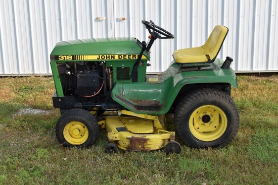 John Deere 318 Garden Tractor, 48" Deck, 1328 Hours