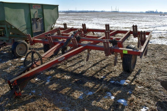 Bush Hog Stand Hoist Pull Type 12 Shank Chisel Plow, 12'