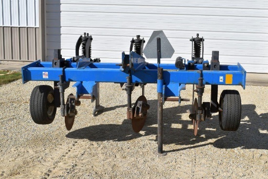 DMI ET3 Ecolo-till 3 Pt. In-Line Ripper, 3 Shank, New No-Till Shanks and Points, SN 422174