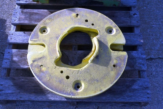 (2) John Deere 40 Series Wheel Weights (selling 2 x $)