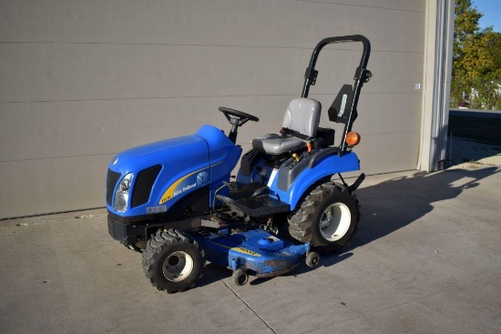 New Holland T1030 AWD Compact Tractor, 499 Hours, Diesel, 60" Mower Deck, 540 PTO, Hydro