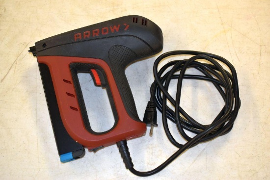 Arrow Corded Electric Stapler in Carrying Case