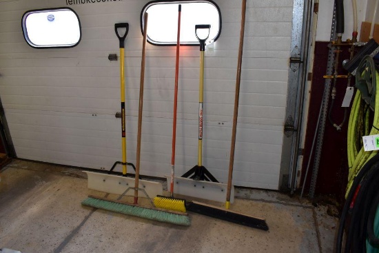 Poly Snow Shovels, Push Broom