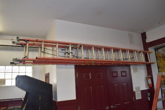 Werner 24' Fiberglass Extension Ladder