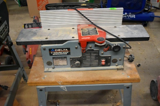 Delta Model 37-070 6" Variable Speed Bench Jointer