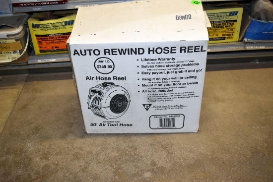 Auto Rewind Hose Reel Complete with 50' Air Tool Hose