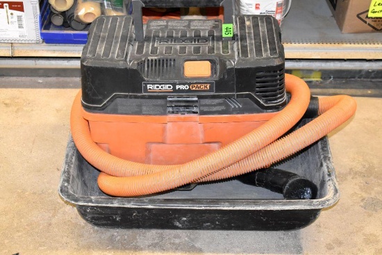 Ridgid Pro Pack Portable Vacuum with Accessories
