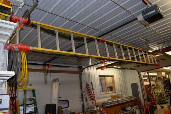 16' Fiberglass Ladder