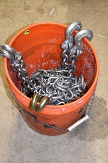 5 Gallon Bucket Containing Log Chains: 3 Have Ends