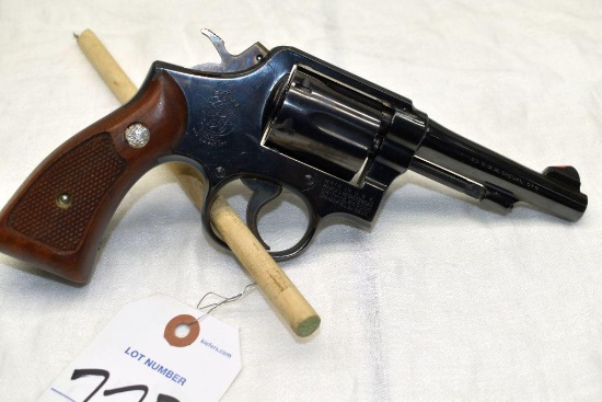 Smith & Wesson 10-5, 38 Special Revolver, case colored trigger and hammer with original box