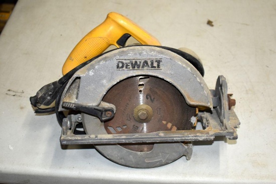 DeWalt Corded Circular Saw