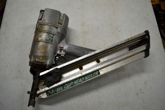 Hitachi Pneumatic Strip Nail Gun, 3 1/4"