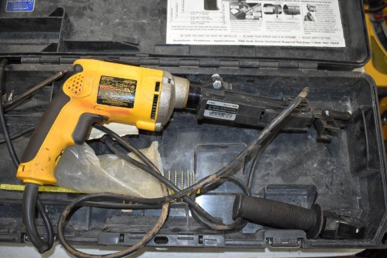 Quick Drive 2000 Automatic Screw Gun Powered by DeWalt