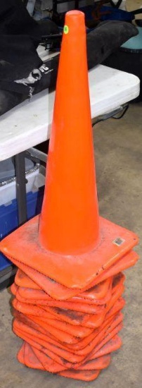 (16) Traffic Cones